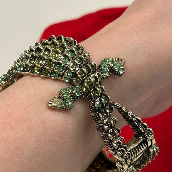 Vintage Kenneth Jay Lane Green Crystal Alligator Reptile Bracelet - Picture 7 of 7